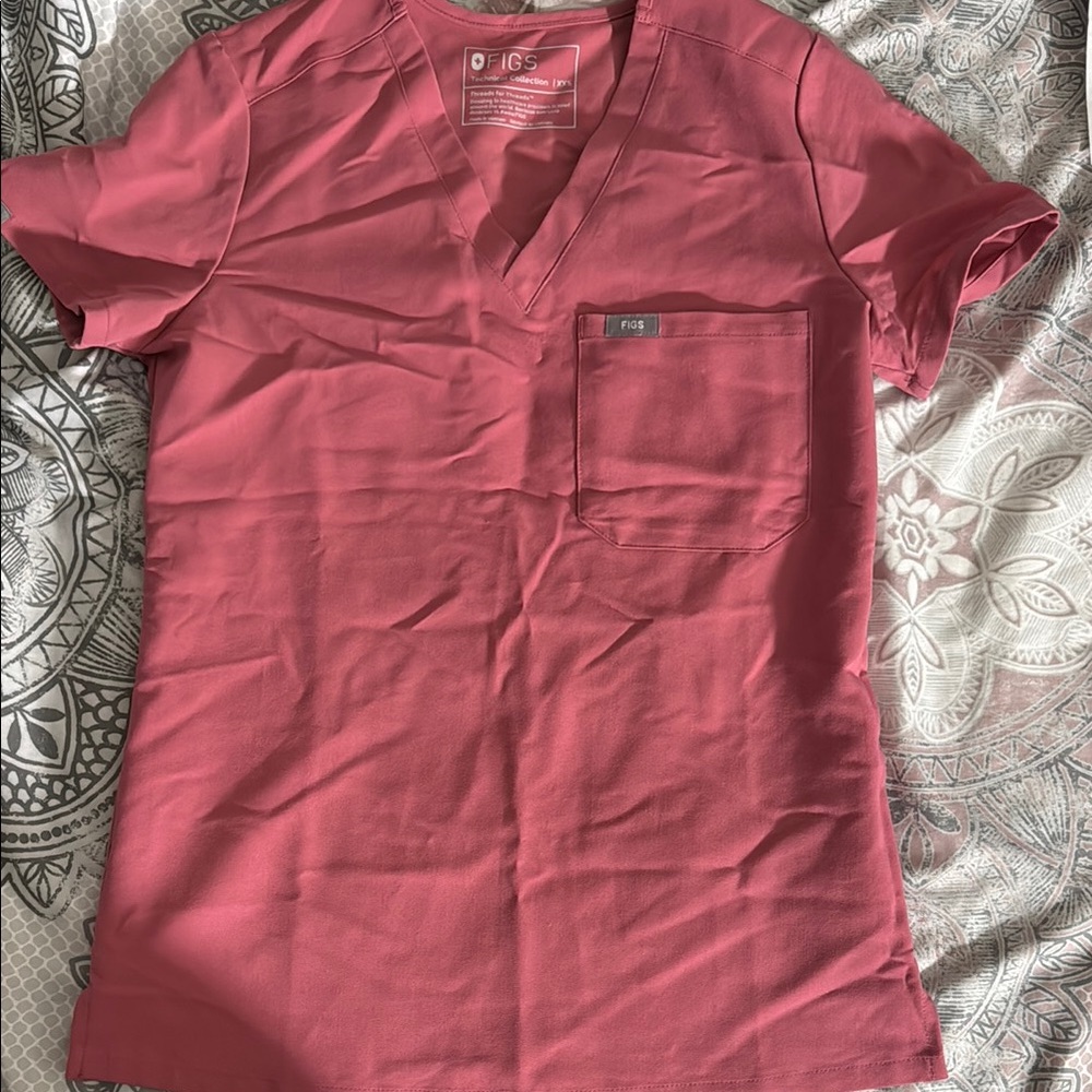 FIGS One-Pocket Scrubs Top